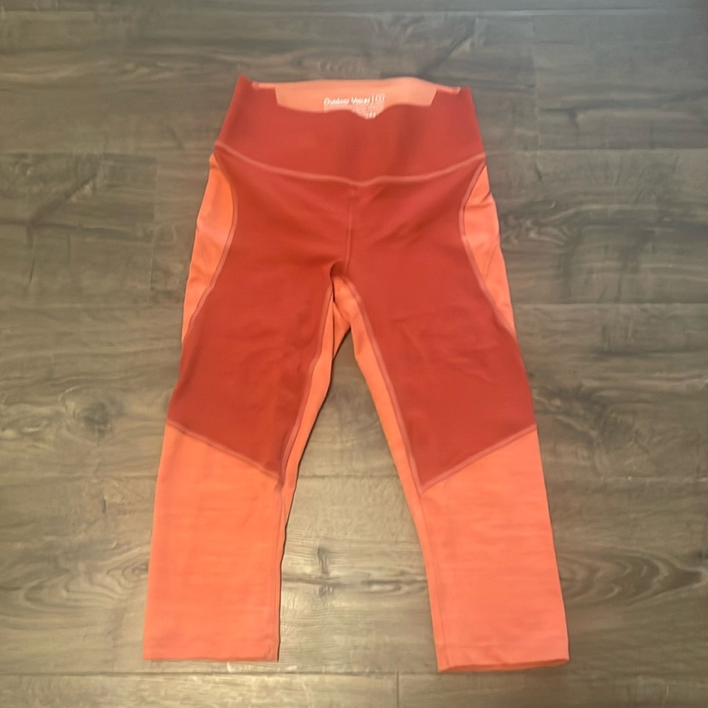 Outdoor Voices Orange and Maroon Capri Leggings, Size Small